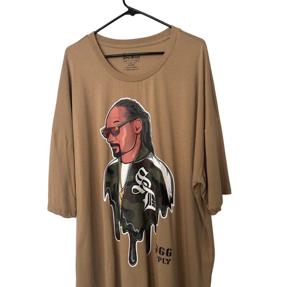 Tan Graphic Tee with Bold Design